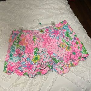 Lilly Pulitzer buttercup shorts in Paradise Found